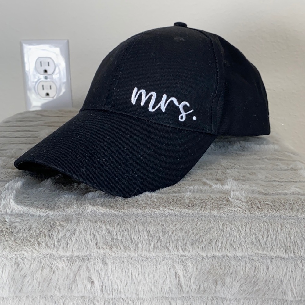 ‘Mrs.’ Dad Cap